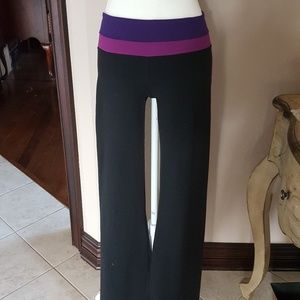 Lululemon black reverseable pants.  Size 6